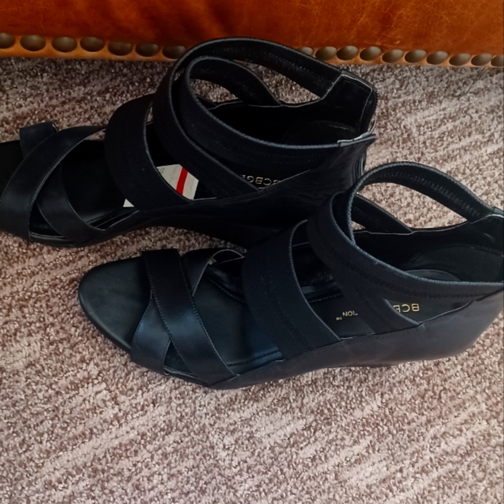 BCBG Wedge black sandles size 10
